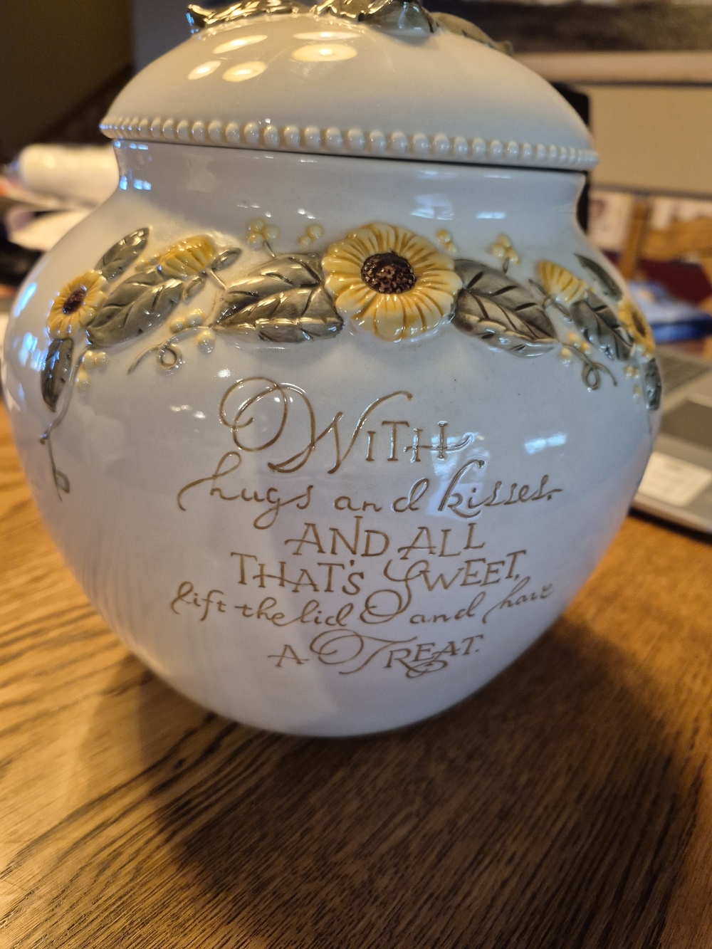 Ceramic Sunflower Cookie Jar with Lid - White and Yellow